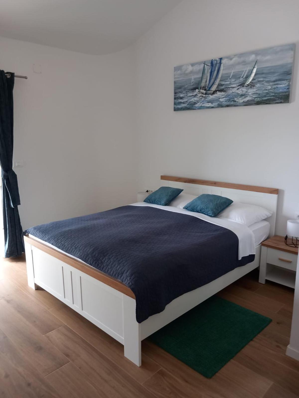 Apartmani Luni Премантура Екстериор снимка